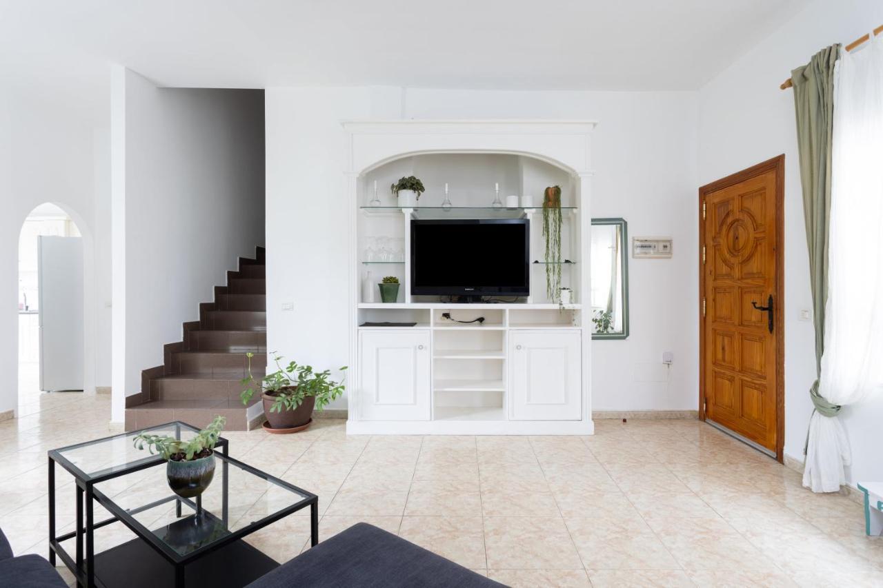 136 Alcala Holiday Home By Sunkeyrents Extérieur photo